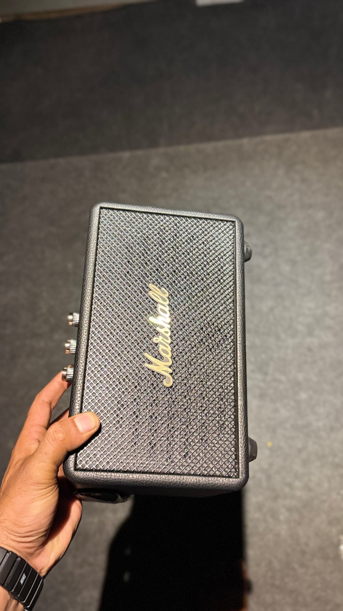  Marshall Bluetooth speaker
